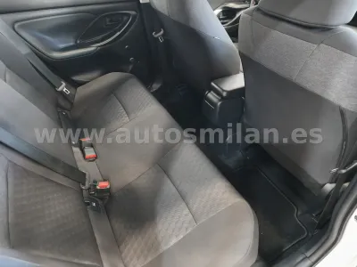 TOYOTA YARIS BUSINESS PLUS 1.5 120H
